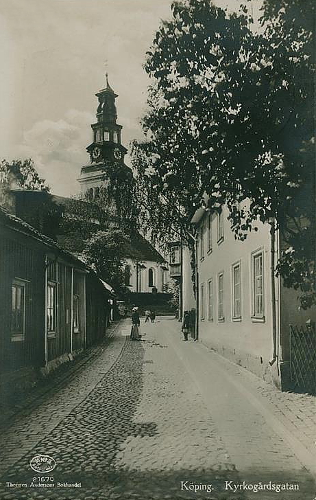 Köping Kyrkogårdsgatan