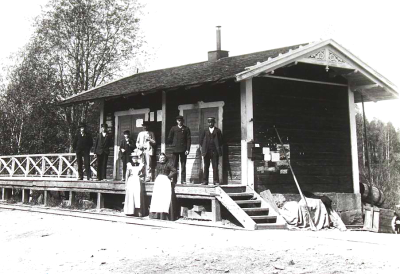 Smedjebacken, Sandsta Järnvägsstation