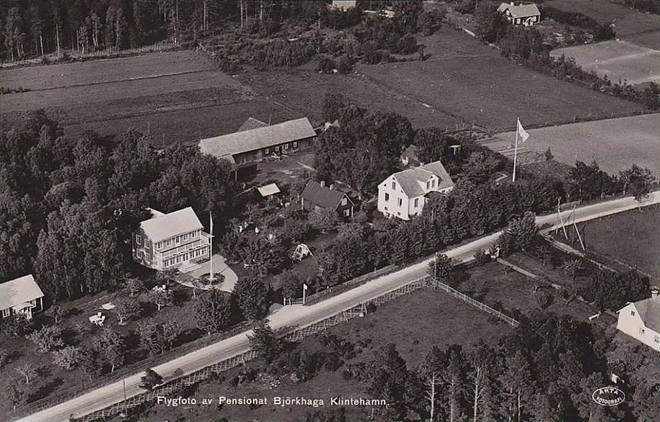 Gotland, Flygfoto av Pensionat Björkhaga, Klintehamn