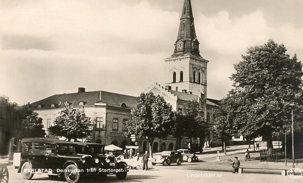 Karlstad. Domkyrkan från Stortorget