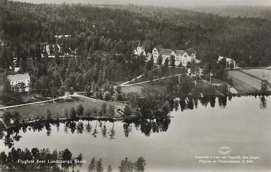 Storfors, Flygfoto över Lundsbergs Skola 1953