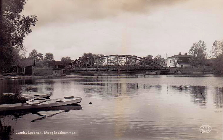 Smedjebacken, Morgårdshammar, Landsvägsbron