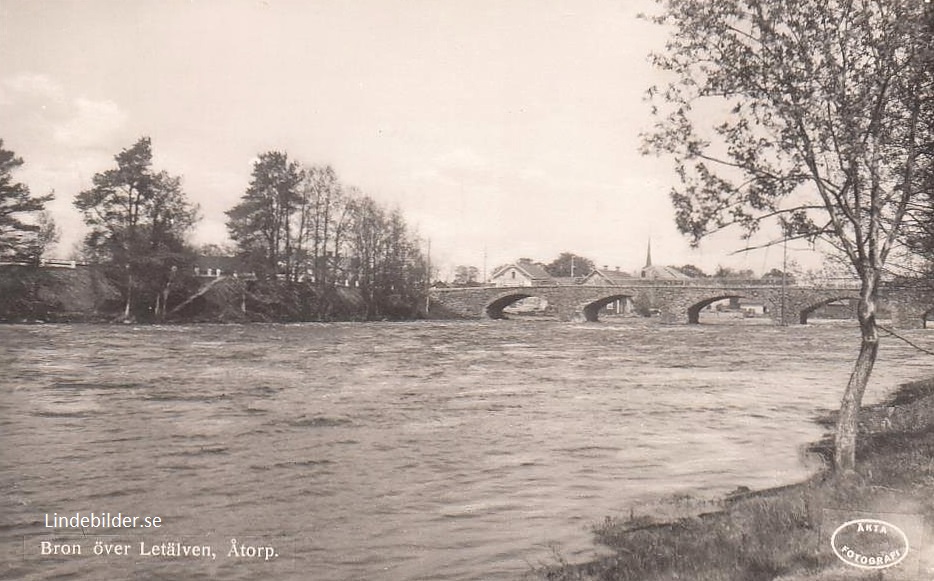 Degerfors. Bron över Letälven, Åtorp