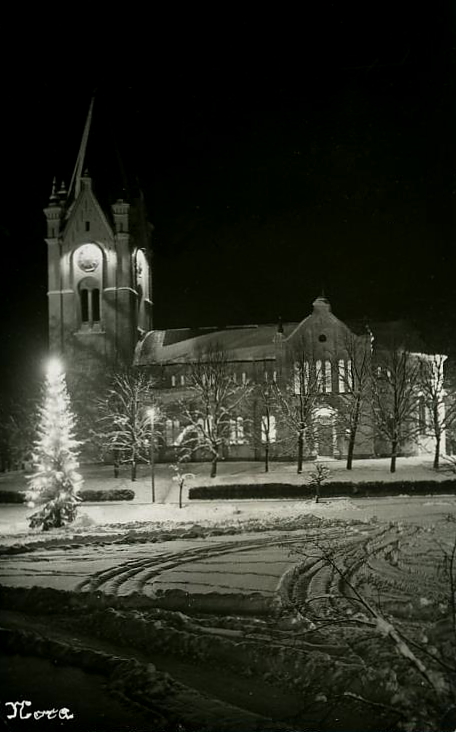 Nora Kyrkan 1935