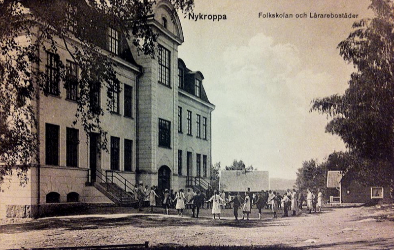 Filipstad, Nykroppa, Folkskolan och Lärarebostäder