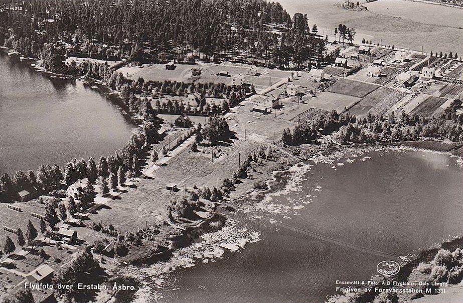 Flygfoto över Erstabo, Åsbro 1951