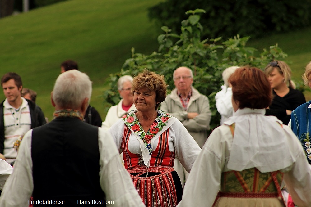 Nu dansar vi