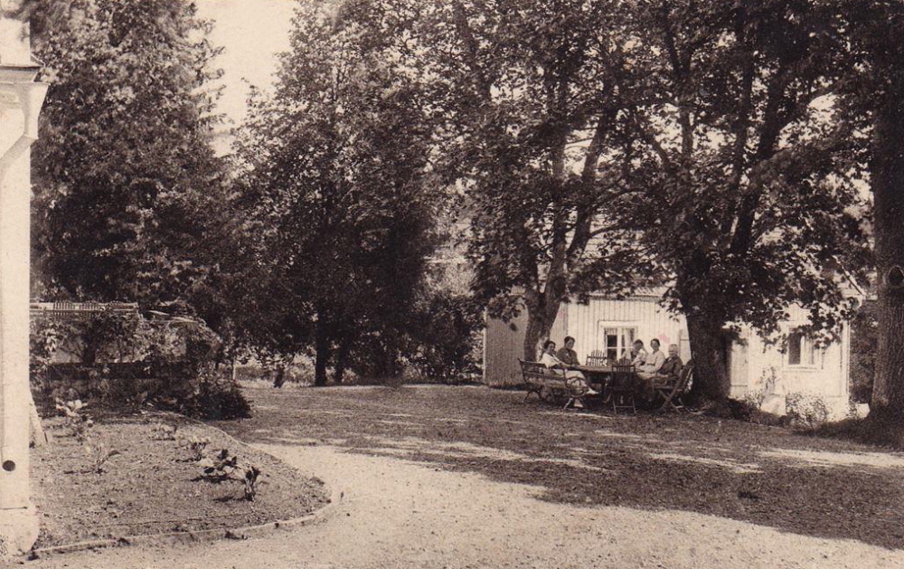 Södertälje, Mölnbo Gård, Flygelbyggnaden