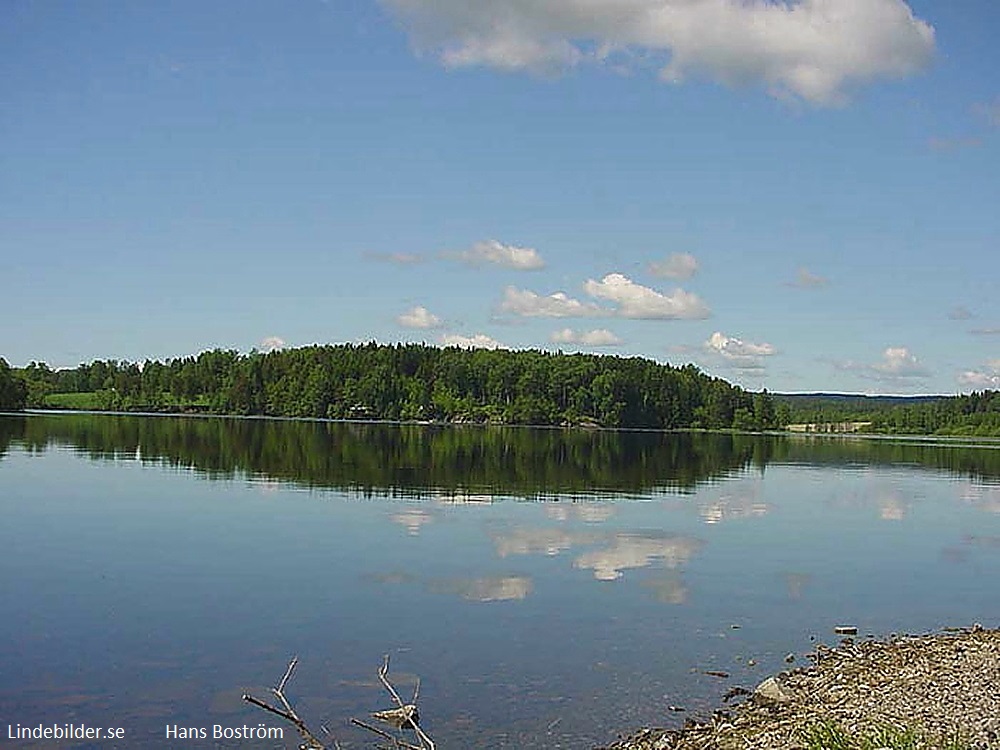 Lindesjön med moln