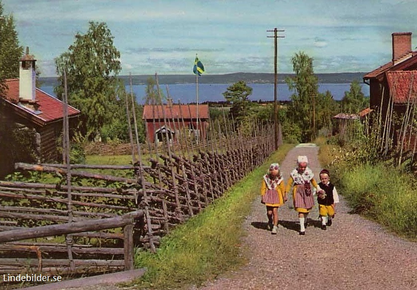 Vandrande barn i Tällberg