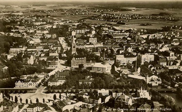 Örebro Flygfoto 1930, Nikolaikyrkan