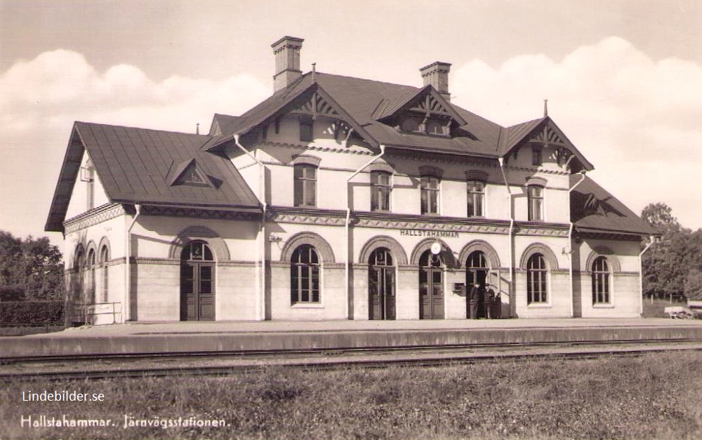 Hallstahammar, Järnvägsstationen