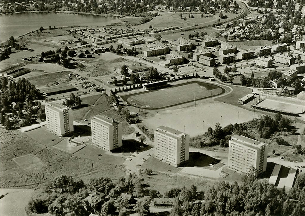 Ludvika, Flygfoto över Marnäs och Hillängens Idrottsplats