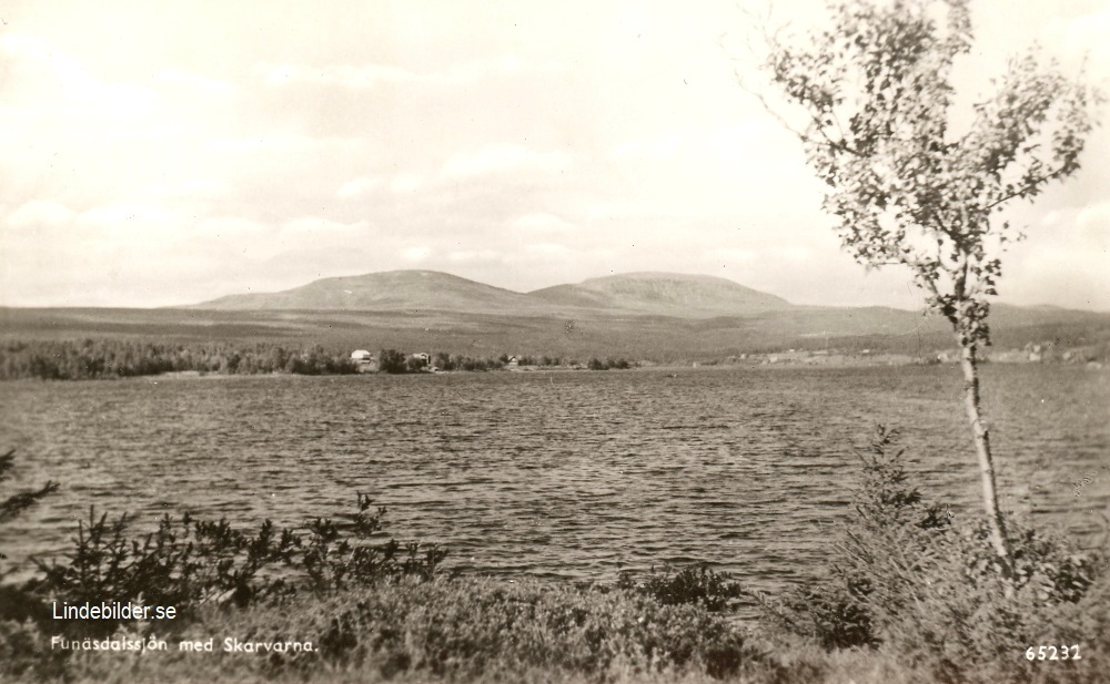 Funäsdalssjön med Skarvarna