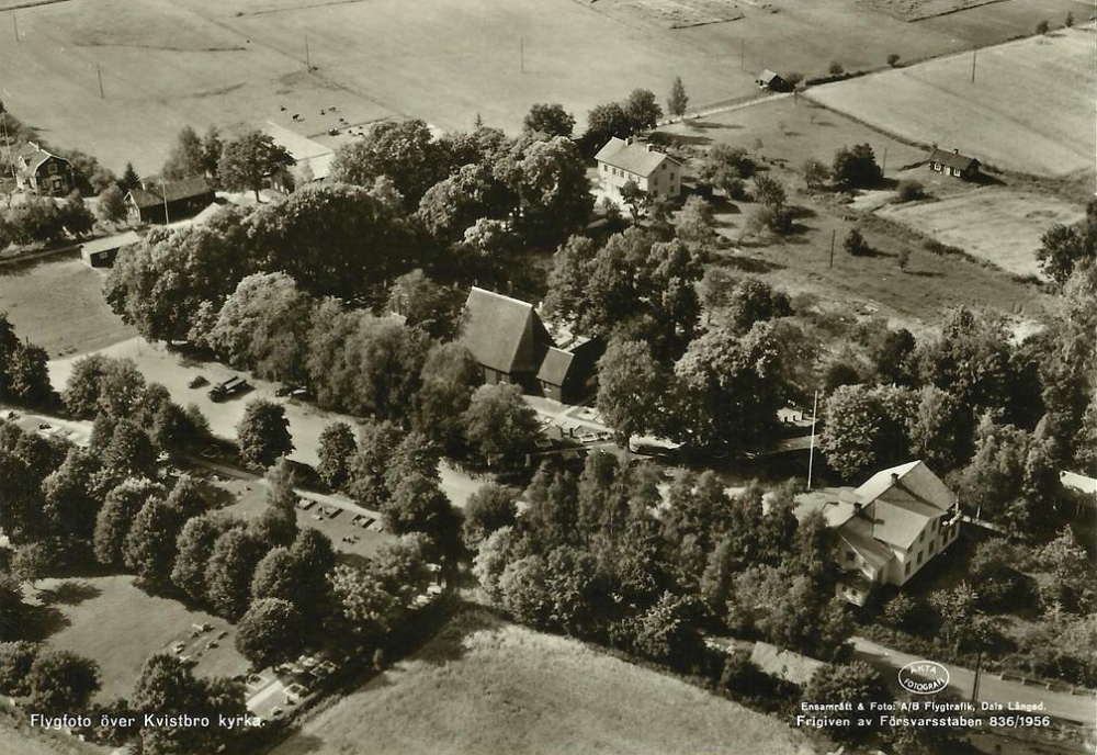 Örebro, Flygfoto över Kvistbro Kyrka 1956