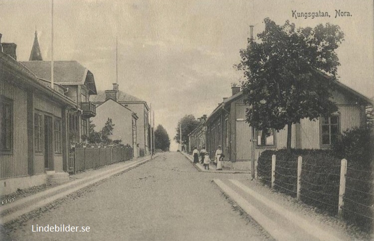 Nora Kungsgatan, Svartvit ,
