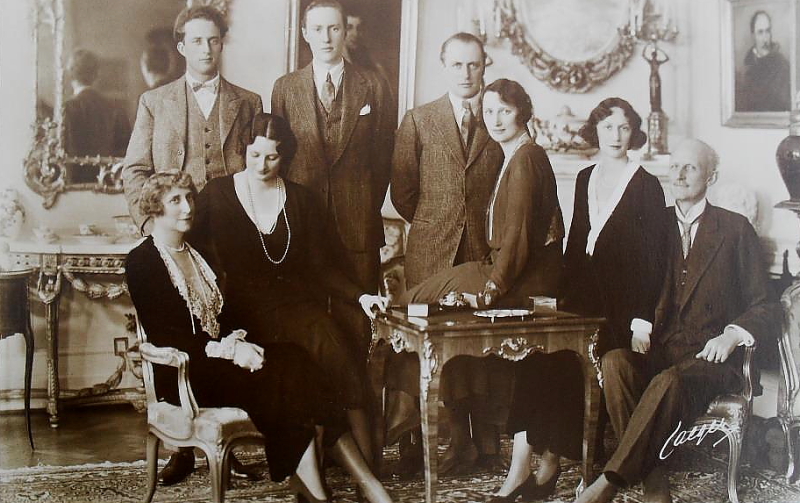 Leopold, Carl, Olav, Ingeborg, Astrid, Märtha, Margaretha, Prins Carl