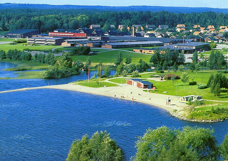 Lindesberg, Loppholmarna och Lindeskolan