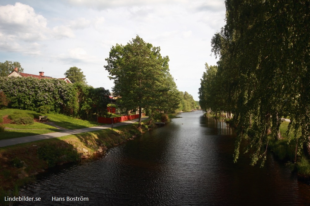 Mot Lindesjön genom Bottenån