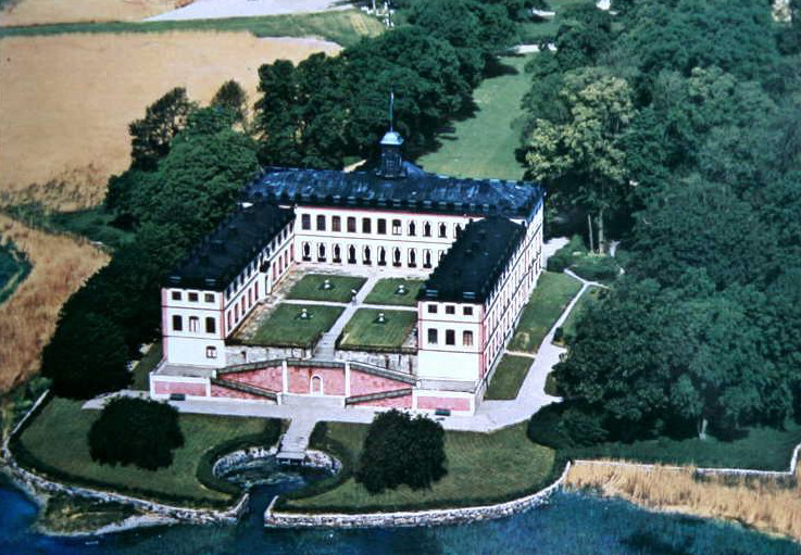 Tullgarn Slott