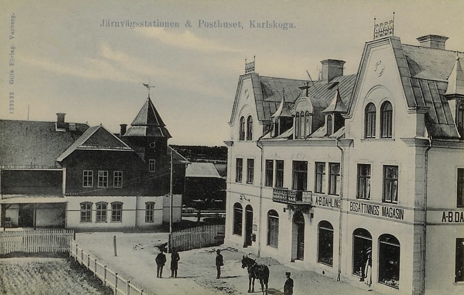 Karlskoga, Järnvägsstationen & Posthuset