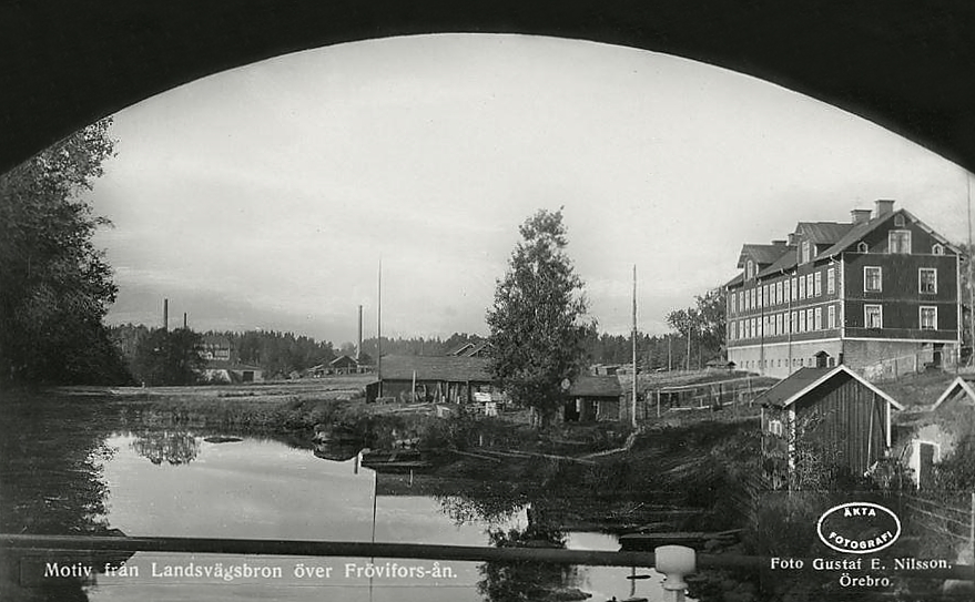 Frövi, Motiv från Landsvägsbron över Frövifors Ån