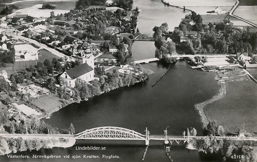 Västanfors, Järnvägsbron vid sjön Kratten, Flygfoto