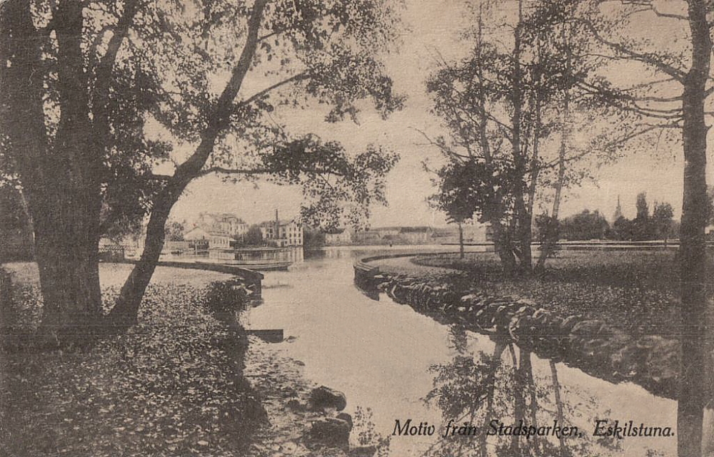 Eskilstuna, Motiv från Stadsparken