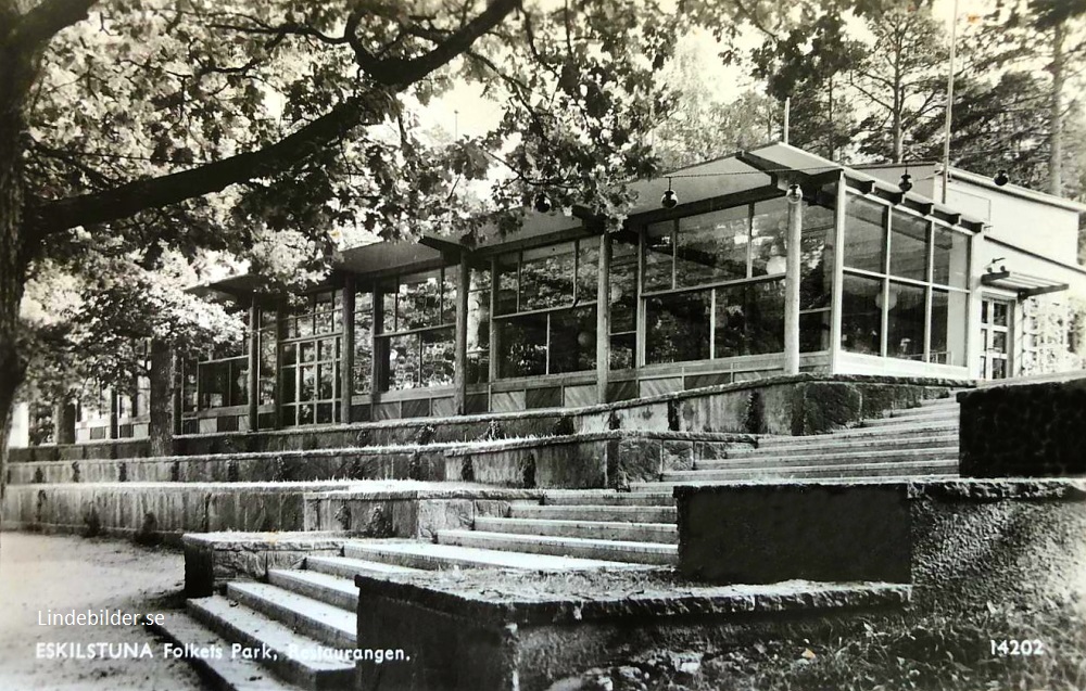 Eskilstuna Folkets Park, Restaurangen