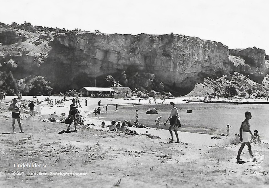 Gotland, Visby. Badviken, Snäckgärdsbaden, 1955