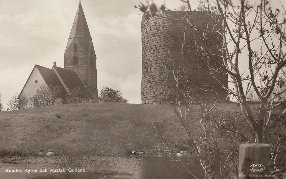 Gotland, Sundra Kyrka och Kastal