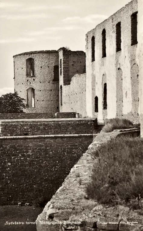 Öland, Borgholm Sydvästra Tornet Slottsruin