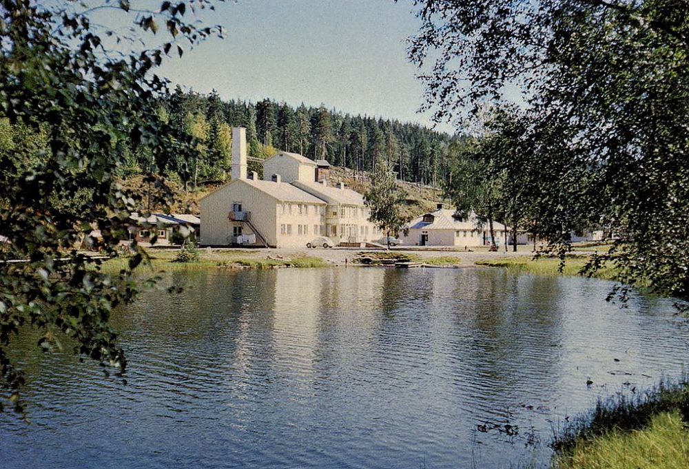 Hällefors, Loka Brunn, Badhusen vid Norra Loken