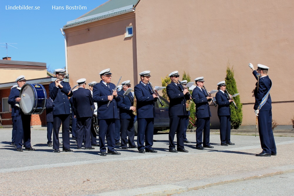 Deltagare i 1:a Maj promenaden