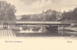 Utsikt öfver Jernvägsbron, Köping 1904 Utsikt öfver Jernvägsbron, Köping 1904