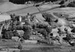 Köping, Björskogs Kyrka, Prästgård och Skola, Flygfoto 1962