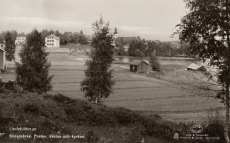 Smedjebacken, Söderbärke. Posten, Skolan och Kyrkan 1942 Smedjebacken, Söderbärke. Posten, Skolan och Kyrkan 1942