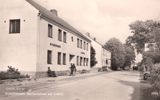 Gotland, Klintehamn Sparbankshuset och Hotellet 1948 Gotland, Klintehamn Sparbankshuset och Hotellet 1948