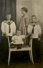 Trosa Ateljefoto, Fyra Barn Trosa Ateljefoto, Fyra Barn