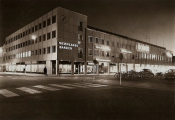 Kristinehamn, Wermlandsbanken, Domus, Kvällsbild Kristinehamn, Wermlandsbanken, Domus, Kvällsbild