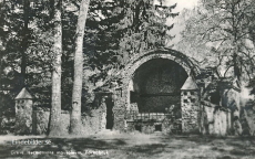 Skinnskatteberg, Greve Hermansons Mausoleum, Färnabruk