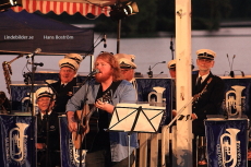 Martin Almgren och Guldsmedshyttans musikkår