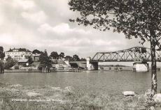 Eskilstuna, Kvicksund, Järnvägsbron med Hotellet 1949 Eskilstuna, Kvicksund, Järnvägsbron med Hotellet 1949