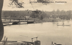 Vy från Gästgifvaregården. Fredriksberg Vy från Gästgifvaregården. Fredriksberg