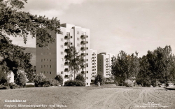 Hagfors. Blinkenbergsparken med höghus Hagfors. Blinkenbergsparken med höghus