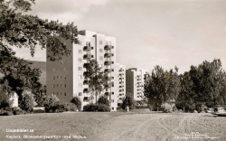 Hagfors. Blinkenbergsparken med höghus