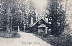 Smedjestugan, Framsidan