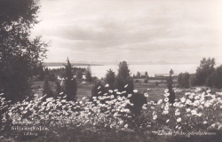 Siljanskolan, Tällberg, Utsikt från gårdsplanen Siljanskolan, Tällberg, Utsikt från gårdsplanen
