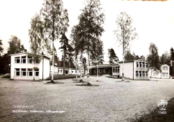 SKOGHALL, Folkskolan, Lillängsskogen SKOGHALL, Folkskolan, Lillängsskogen