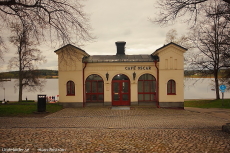 Fd   Polisstationen